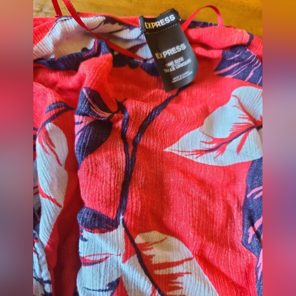 Express Beach Cover up - Picture 4 of 4